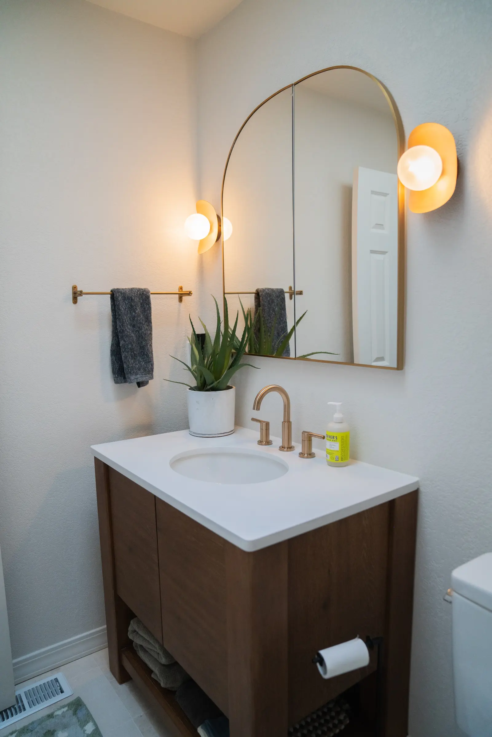 Durable bathroom finish work with zellige tile